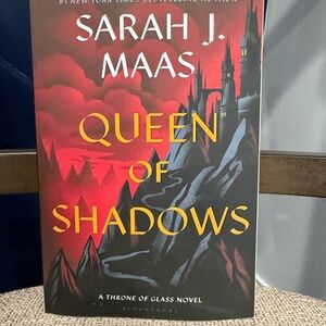 Queen of Shadows Book by Sarah J. Maas